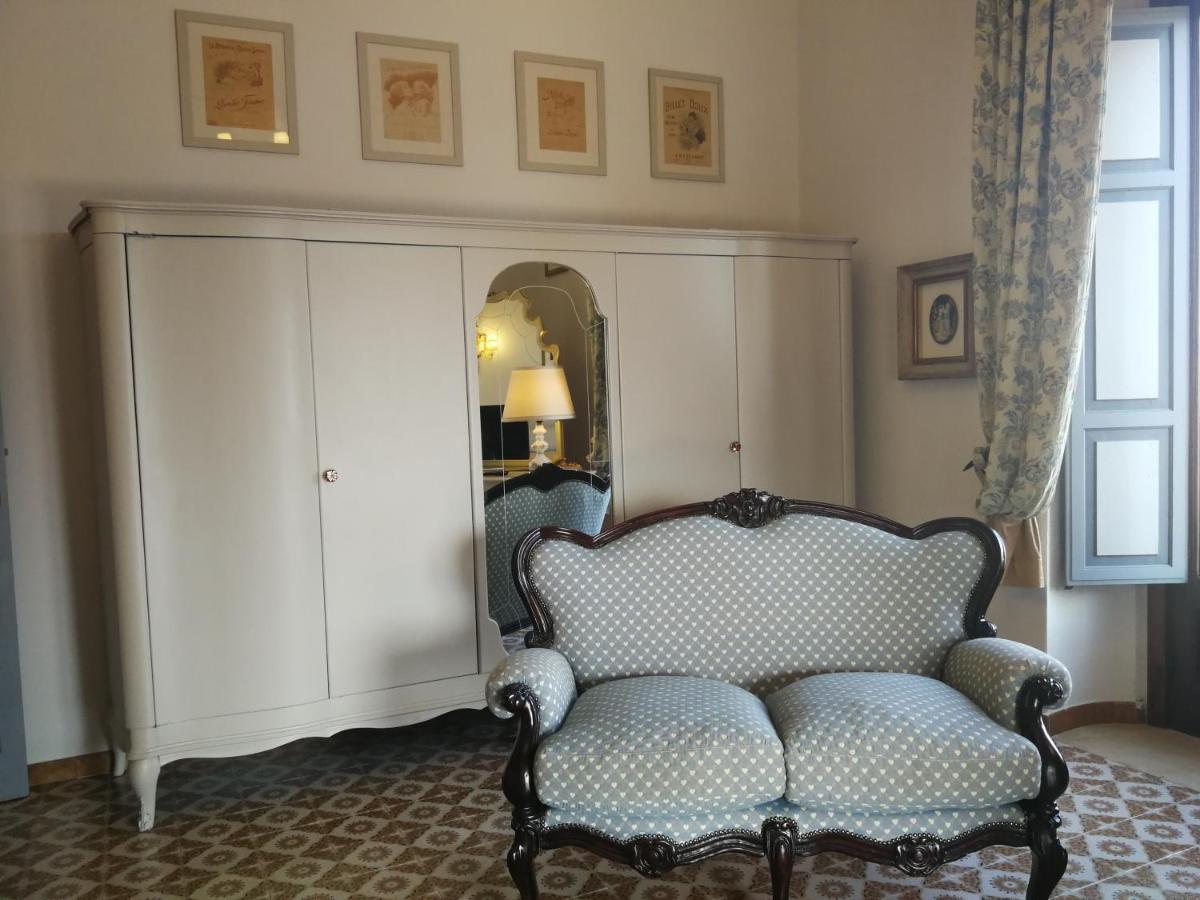 Villa Chiarenza Maison D'Hotes จีอาร์ดีนี นักซอส ภายนอก รูปภาพ
