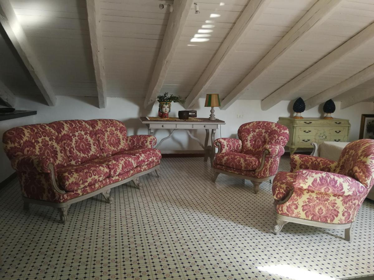 Villa Chiarenza Maison D'Hotes จีอาร์ดีนี นักซอส ภายนอก รูปภาพ