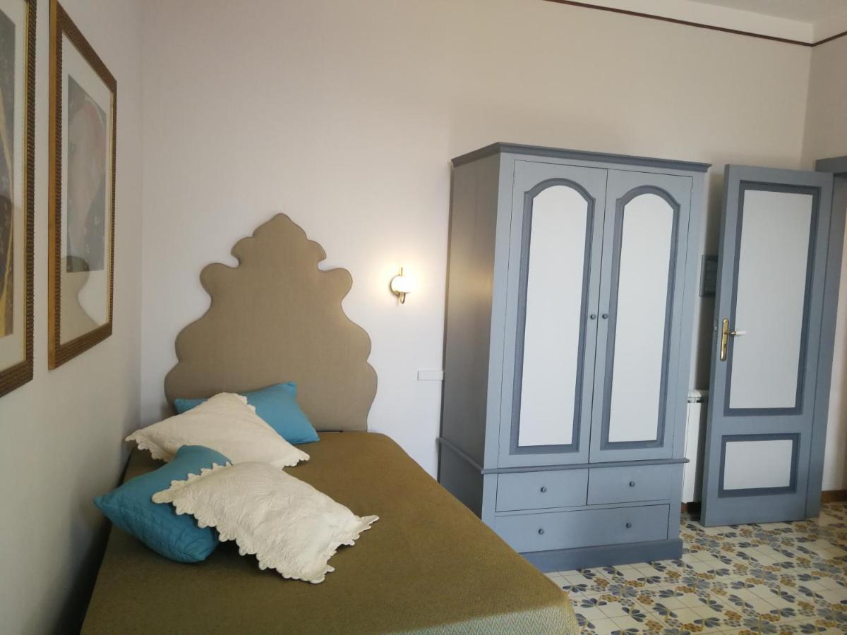 Villa Chiarenza Maison D'Hotes จีอาร์ดีนี นักซอส ภายนอก รูปภาพ